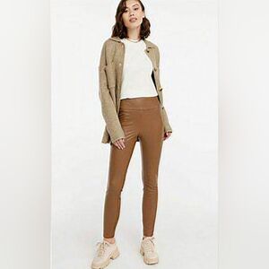 🌷NWT Reitmans Cognac Faux-Leather Leggings🌷size:12